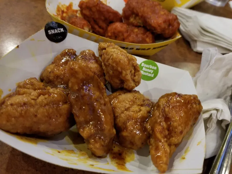 Wings restaurants Buffalo Wild Wings