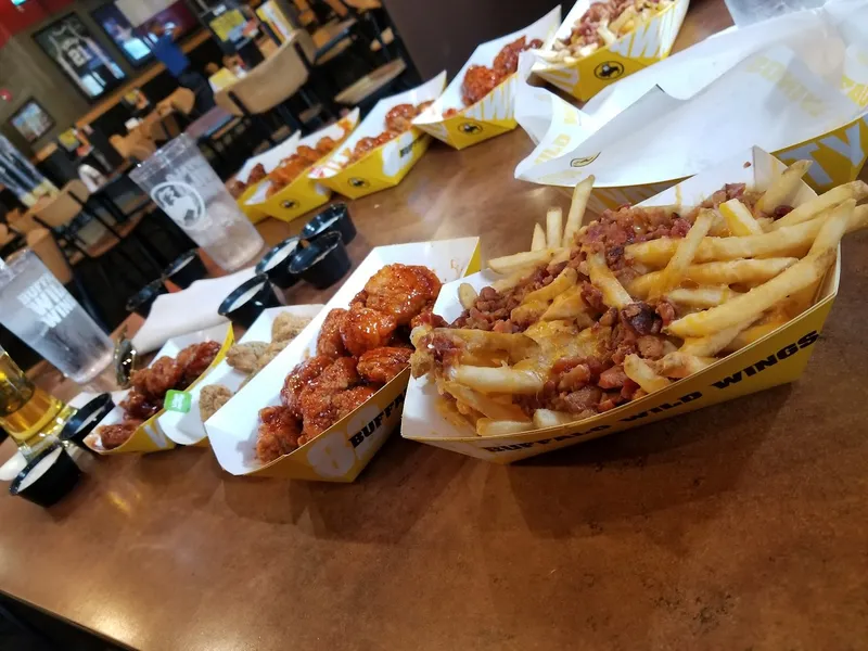 Wings restaurants Buffalo Wild Wings