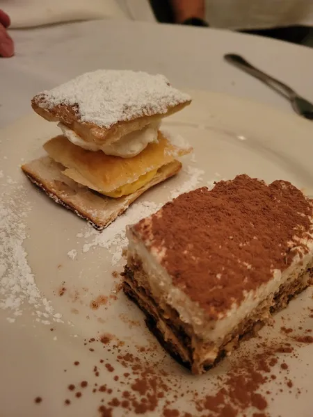 Tiramisu restaurants Porcini