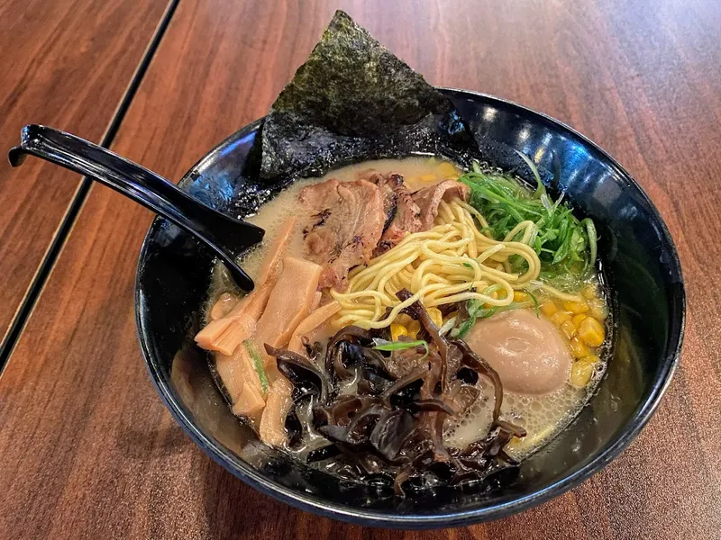 Ramen restaurants Hero’s Ramen x Sushi