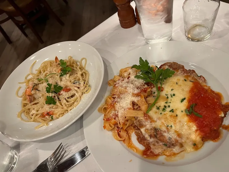 Pasta restaurants Arrivederci Ristorante in Paradise Valley Village