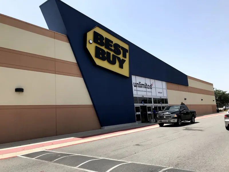 electronics stores Best Buy