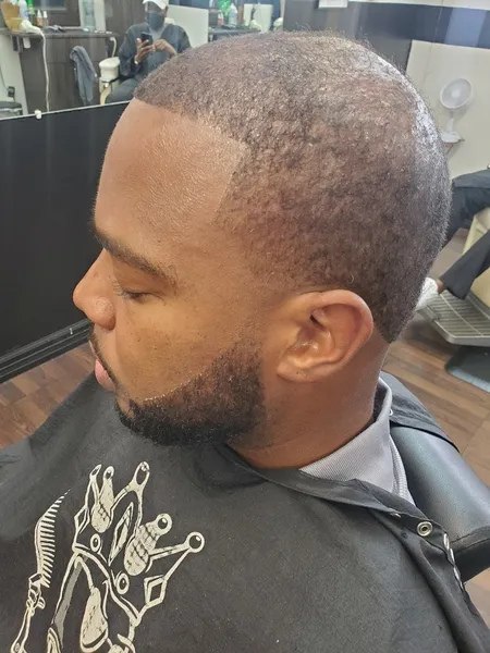 barber shops Houston Finest Barber&Salon in Lake Highlands