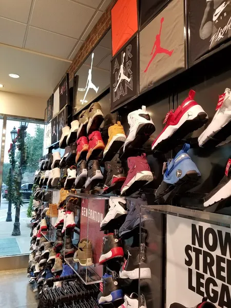 mens shoe stores Foot Locker