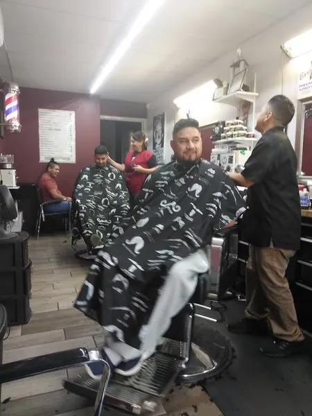 barber shops Straight Blades Barbershop