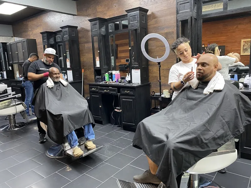 barber shops Brownie's