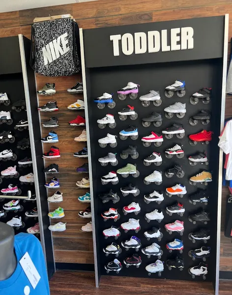 sneaker stores Sportshoe DFW Inc