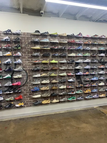 sneaker stores Project Dallas