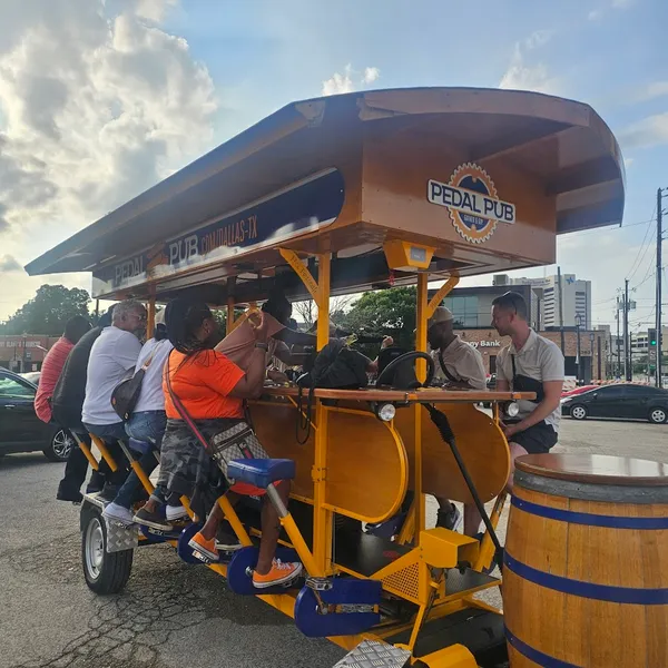 bike rentals Pedal Pub Dallas