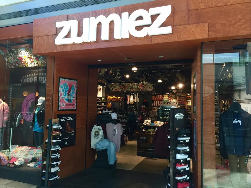 skate shops Zumiez