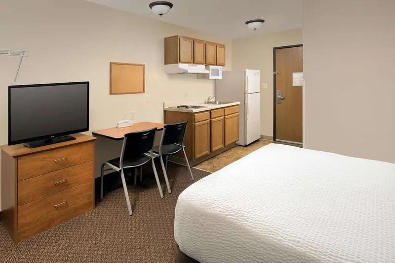 pet friendly hotels WoodSpring Suites San Antonio South