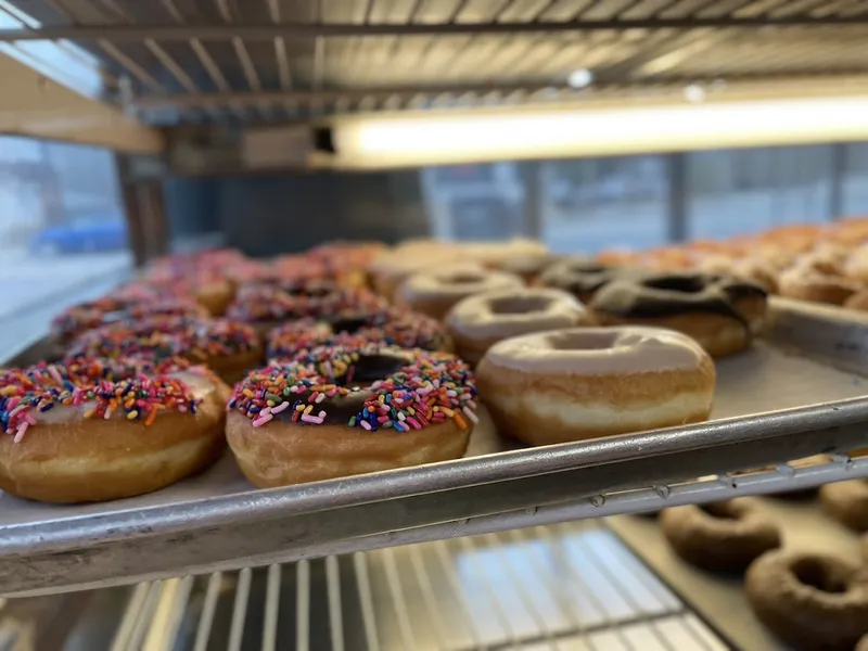 donuts shop Fresh Donuts