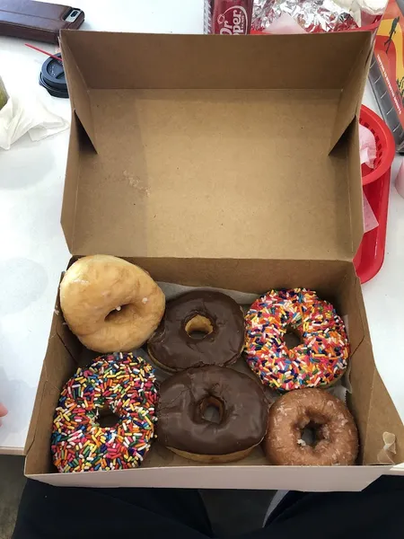 donuts shop Hypnotic Donuts & Biscuits