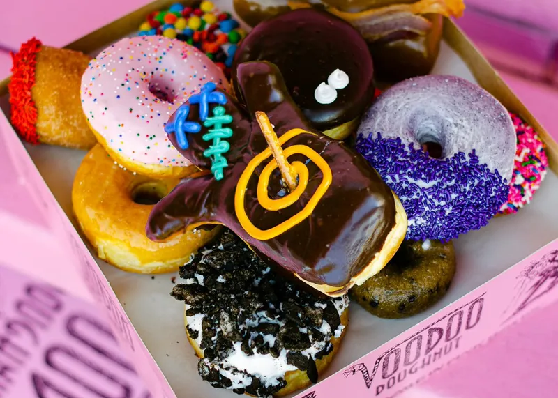 donuts shop Voodoo Doughnut