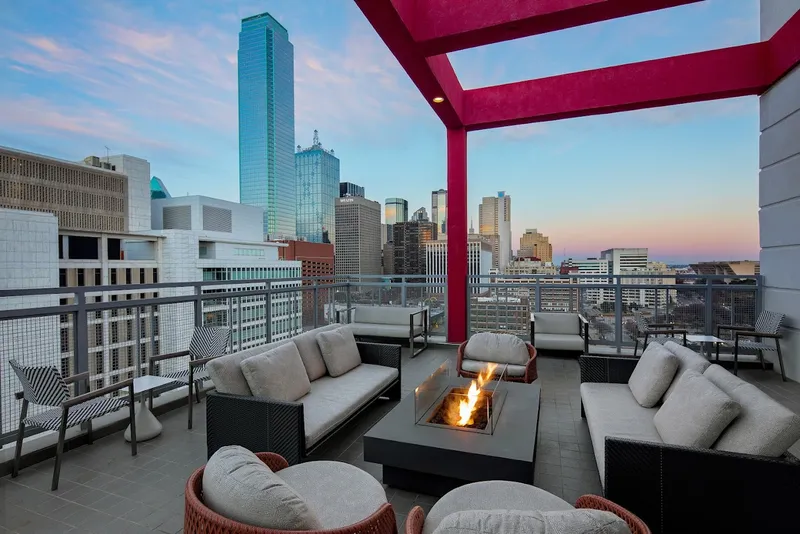 rooftop bars HQ Dallas Rooftop