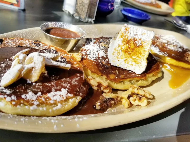 Pancakes Snooze, an A.M. Eatery