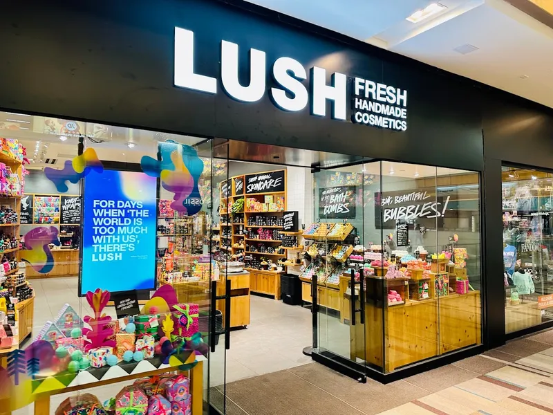 cosmetics stores Lush Cosmetics Galleria Dallas