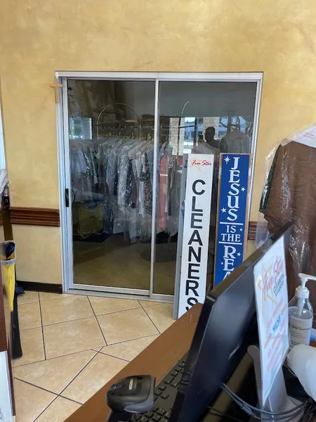 dry cleaning Five Star Cleaners