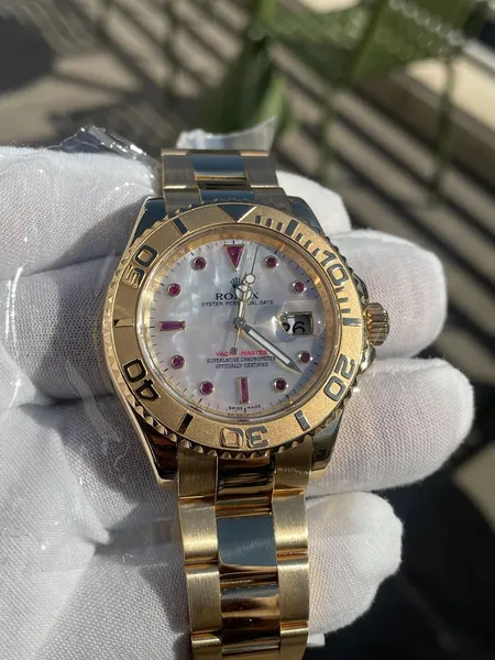 watch stores Grand Caliber