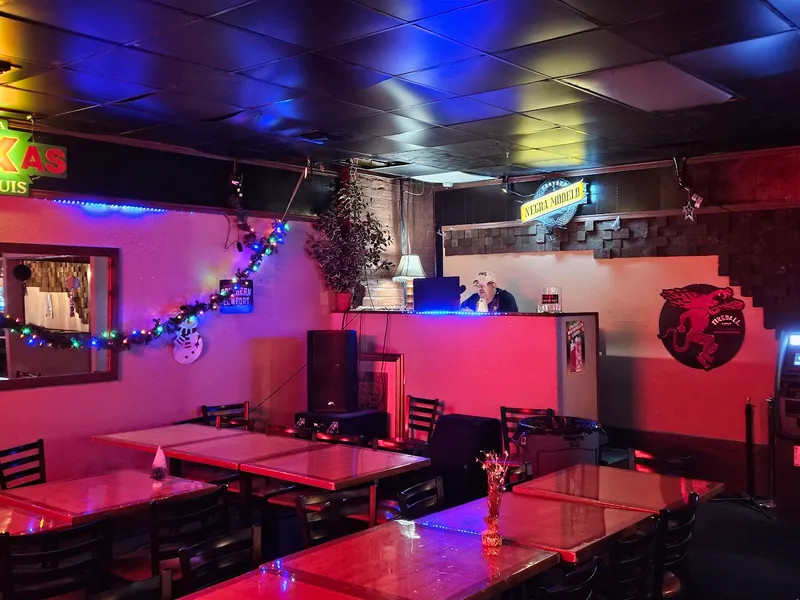 Karaoke Bars The Elbow Room