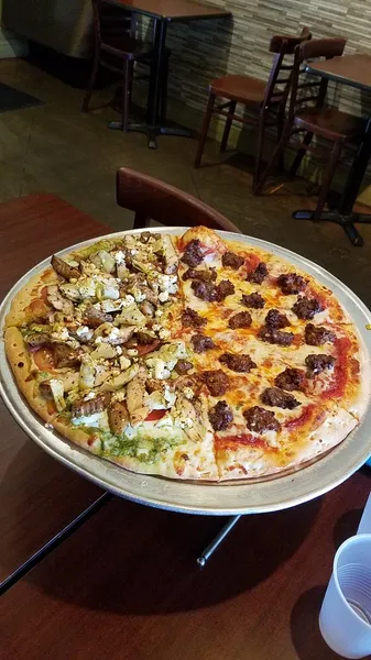 delivery restaurants LA Gourmet Pizza