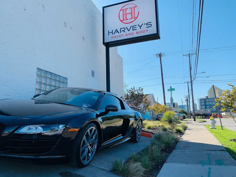 auto body shops Harvey's Collision Centers