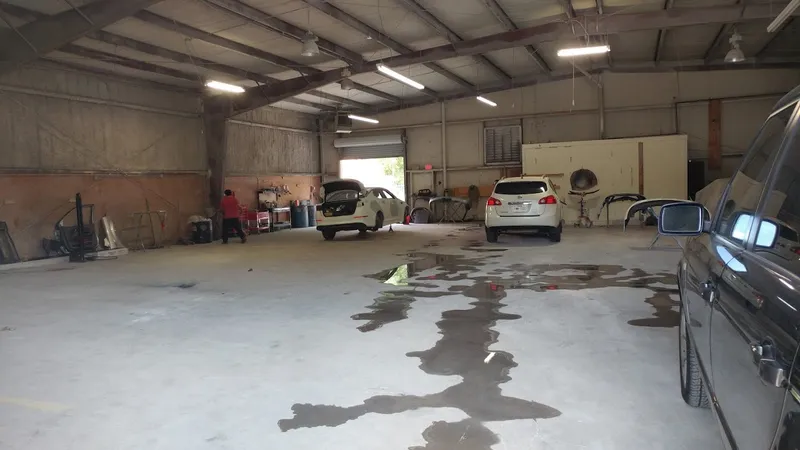 auto body shops Value Collision