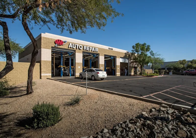 auto repair AAA Paradise Valley Auto Repair Center in Paradise Valley Village