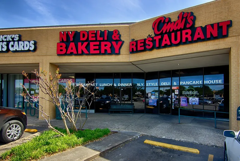 delis Cindi’s NY Deli & Restaurant