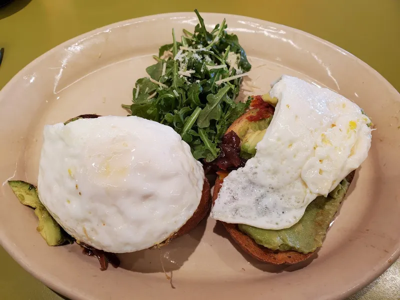 avocado toast Snooze, an A.M. Eatery