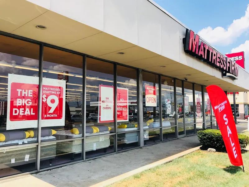 mattress stores Mattress Firm Aramingo Avenue Outlet Center