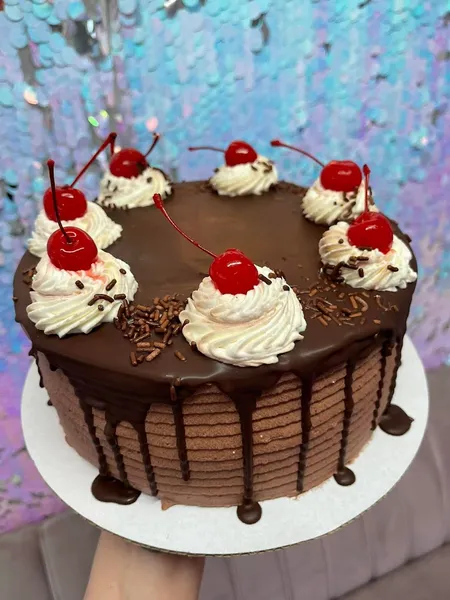 chocolate cake La Cremeux Cakes & More