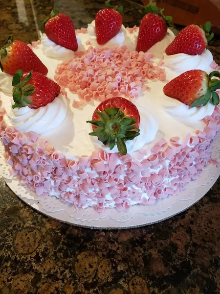 strawberry cake Baklovah Bakery & Sweets