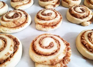 cinnamon rolls in Phoenix