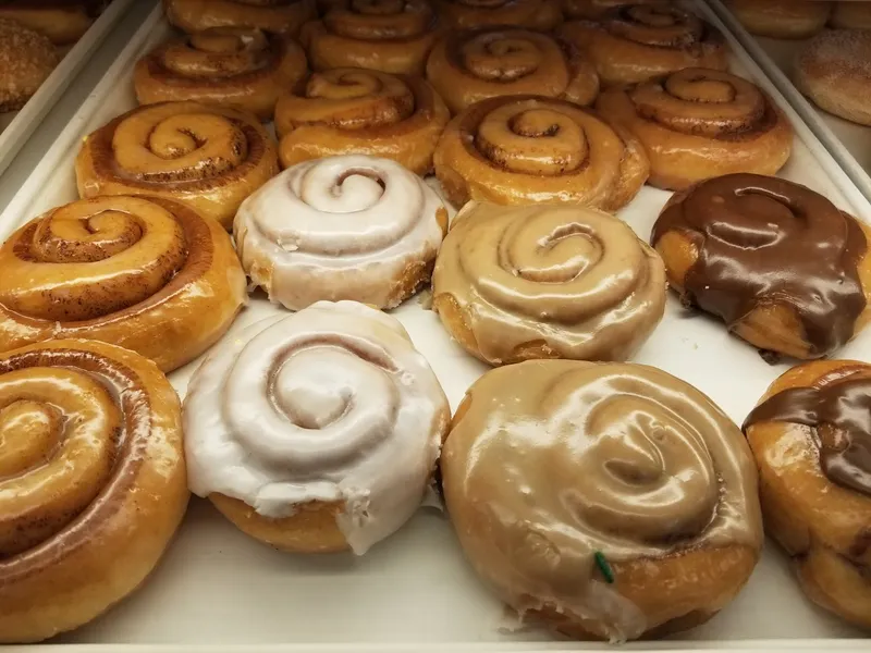 cinnamon rolls Rainbow Donuts Cafe & Deli