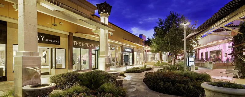 shopping malls The Shops at La Cantera