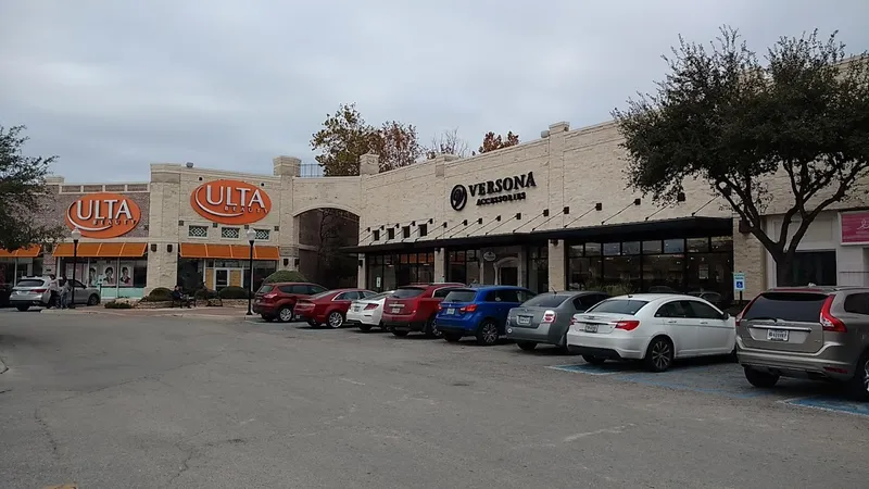 shopping malls Huebner Oaks Center