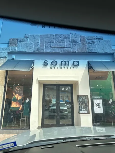 lingerie shops Soma