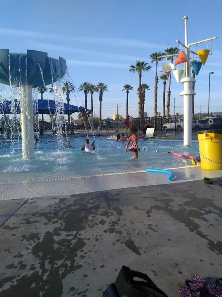 swimming lessons University Pool