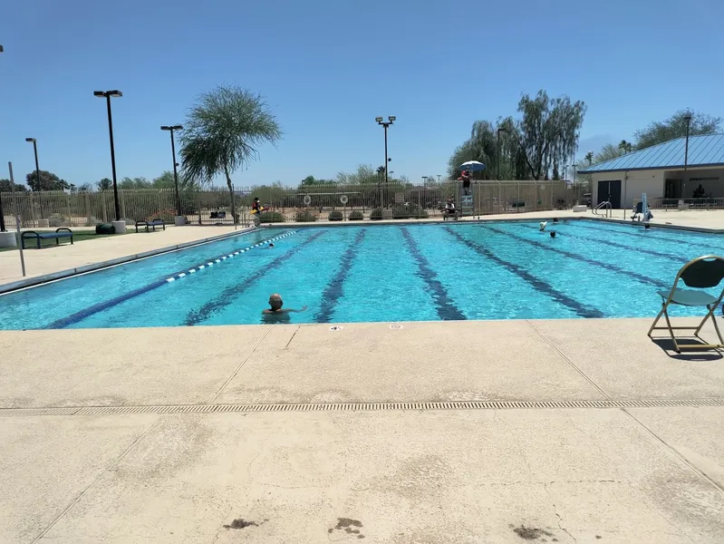 swimming lessons Paradise Valley Pool