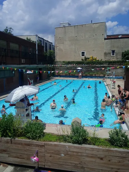 swimming lessons Northern Liberties Recreation Center