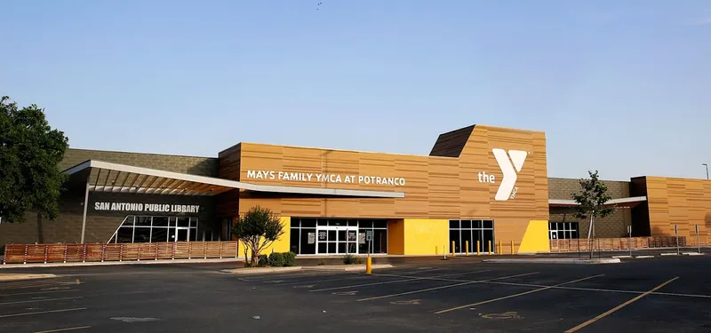 swimming lessons Mays Family YMCA at Potranco