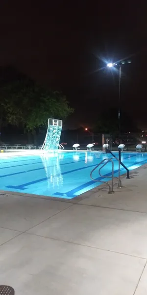 swimming lessons Harry Stone Swimming Pool