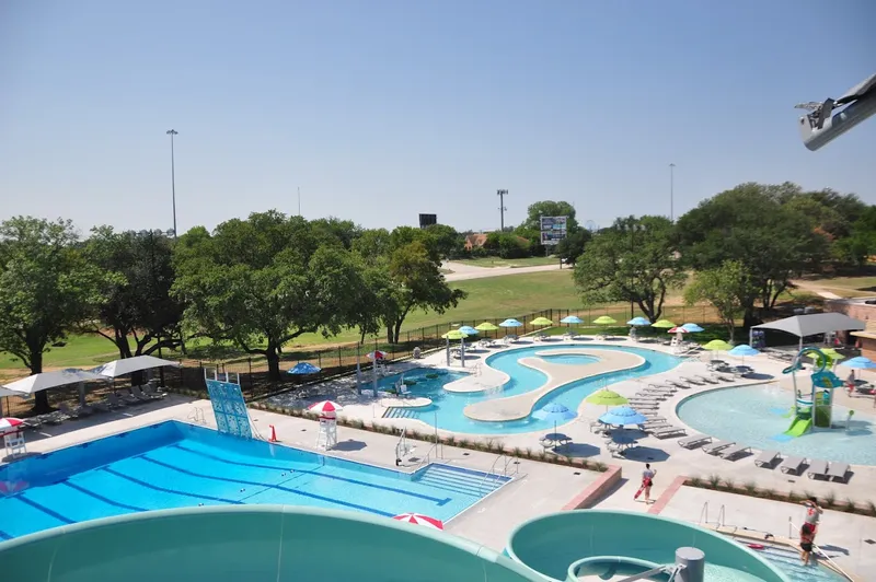 swimming lessons The Cove Aquatic Center at Samuell Grand