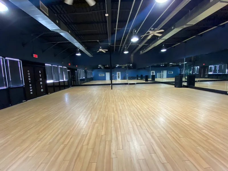 hip-hop dance classes Countdown Studio