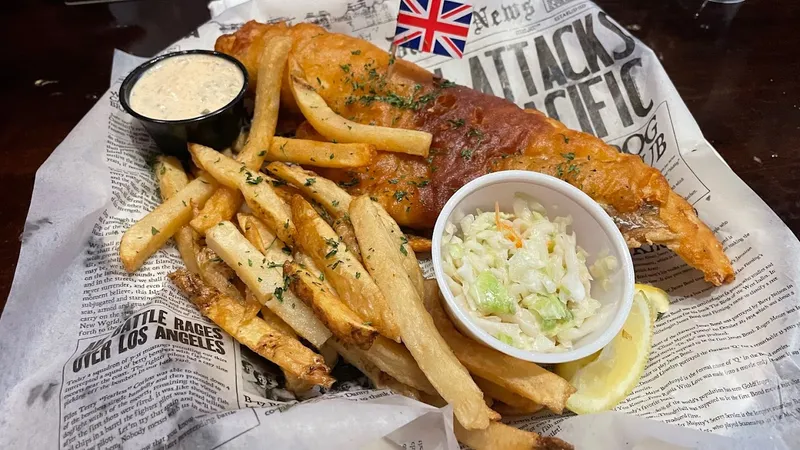 fish and chips Mad Dogs British Pub (River Walk)