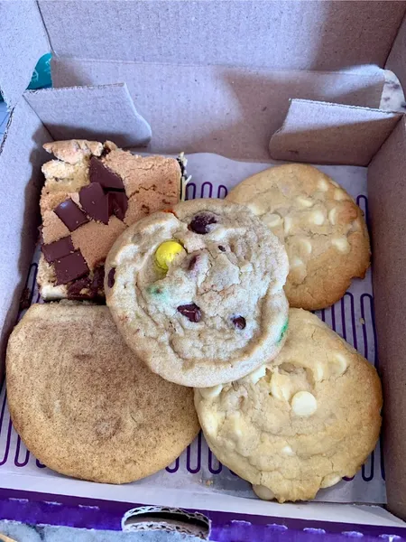 cookies Insomnia Cookies