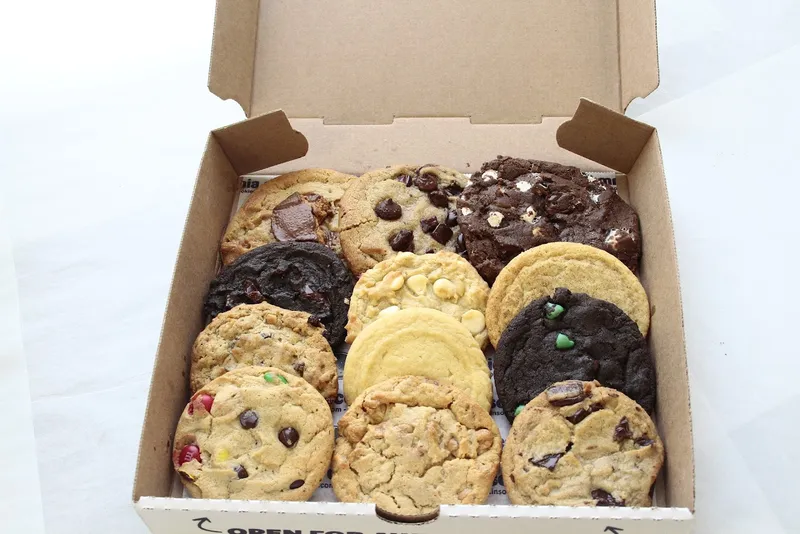 cookies Insomnia Cookies