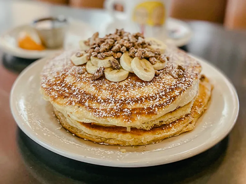 banana puddings Max and Louie's New York Diner