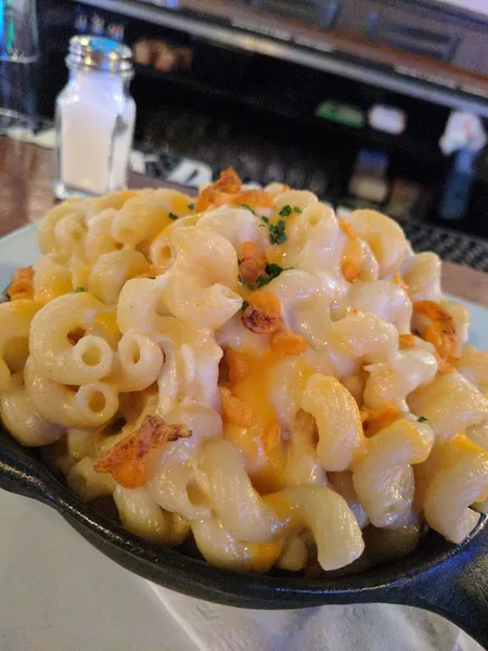 Mac and Cheese Mac's Tavern